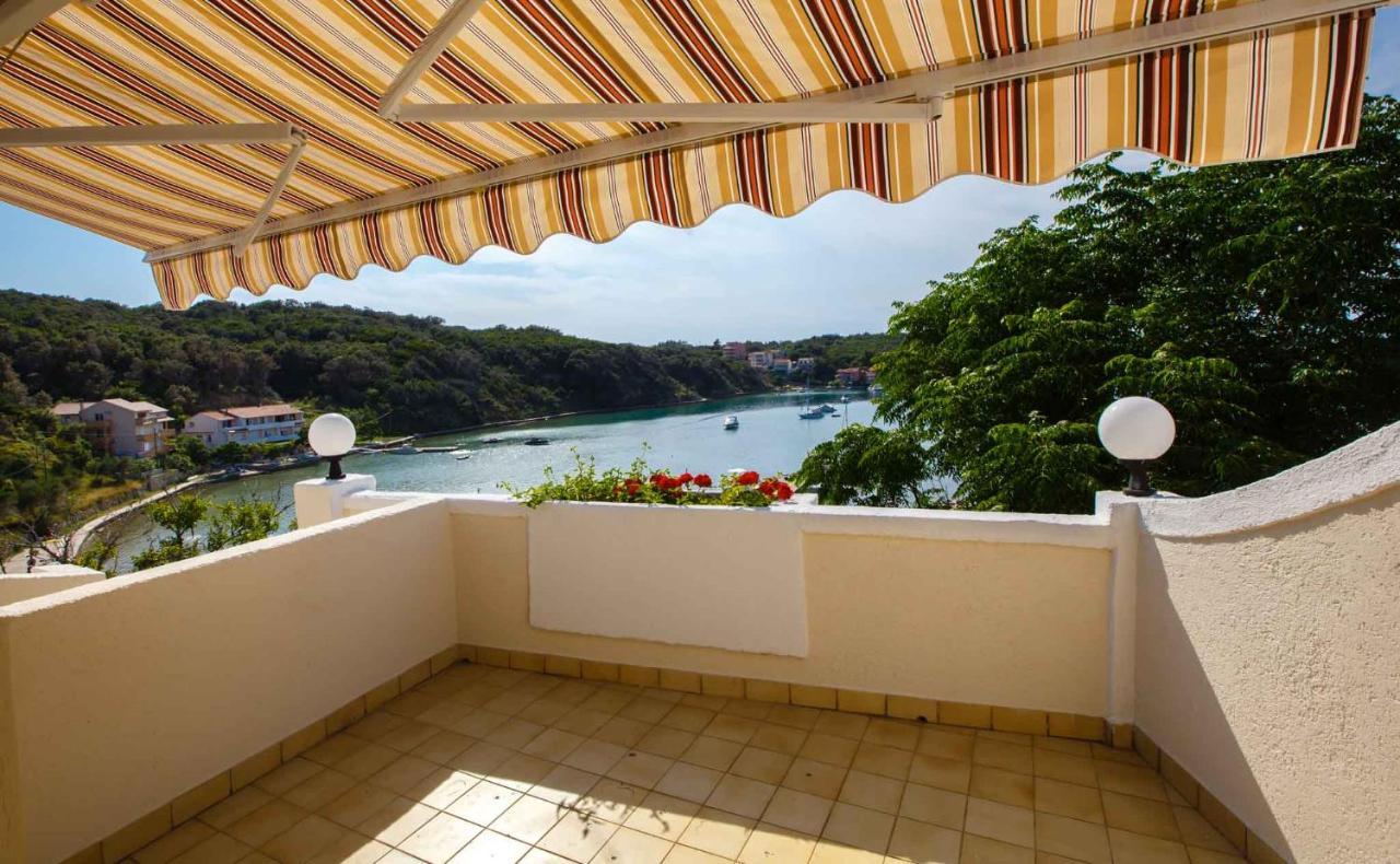 Apartment Nina Supetarska Draga
